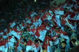 Trabzonsporlu taraftarlardan 34. dakika protestosu!