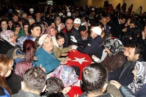 Şehit polis memurları i&ccedil;in t&ouml;ren d&uuml;zenlendi