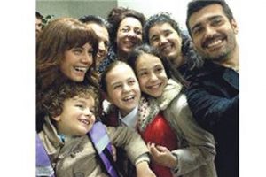 Aramızda Kalsın ekibinden Selfie pozu!
