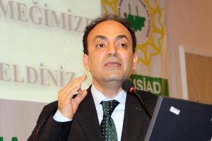 "Kadına şiddet al&ccedil;aklıktır"