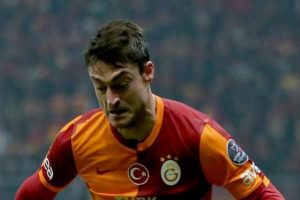 Deportivo Riera'dan cevap bekliyor