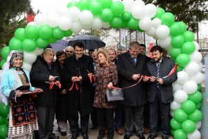 Osmangazi'de eğitim yatırımları kesintisiz s&uuml;r&uuml;yor