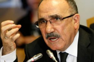 Beşir Atalay: Şaşkınlık, haddi aşma!
