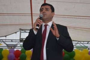 Demirtaş'tan provokasyon uyarısı
