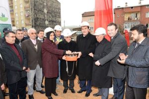 Emek Zekai G&uuml;m&uuml;şdiş hizmet binasının temeli atıldı