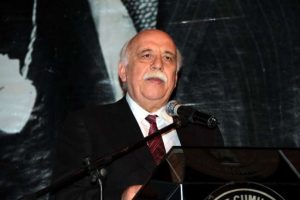 "Dershane d&uuml;zenlemesinde G&uuml;l'&uuml;n soruları oldu"