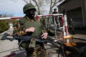 Ukrayna iki cephede savaşmaktan korkuyor