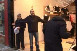 Esnafın 'g&ouml;steri' isyanı: "Yazık g&uuml;nah be!"