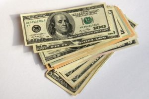 Bir ayda 3.1 milyar dolar ka&ccedil;tı