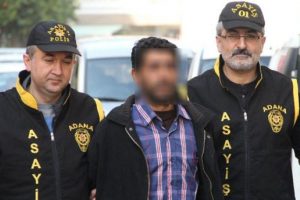 Engelli yaşlı adamı dolandıran zanlı yakalandı!