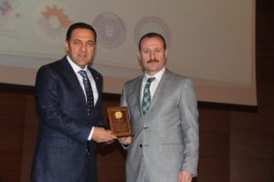 M&uuml;steşardan &uuml;niversitelilere yıllık 100 bin lira hibe &ccedil;ağrısı