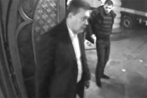 Yanukovi&ccedil; fena yakalandı