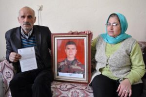Şehit ailesine duygulandıran ziyaret