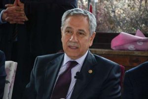 "Başbakan'ı lekelemek isteyenler avu&ccedil;larını yalar"