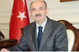 Bakan sağlık &ccedil;alışanlarına m&uuml;jdeyi verdi!