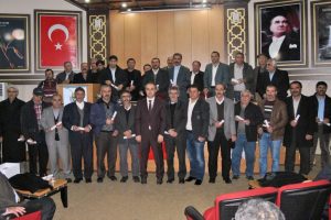 İneg&ouml;l Belediyesi 75 kişiye tapu dağıttı