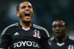 Beşiktaş Motta i&ccedil;in kararını verdi