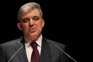 G&uuml;l'den başsağlığı telefonu