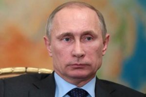 Putin'e referandum &ouml;ncesi şok
