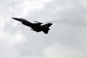 Solo T&uuml;rk'ten &Ccedil;anakkale semalarında g&ouml;steri u&ccedil;uşu