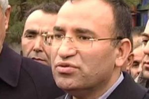 ''Hukuk dışı dinleme &ouml;zg&uuml;rl&uuml;ğ&uuml; yok''