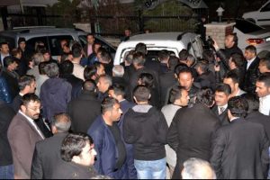 Ak Parti'lilere saldırı: 5 yaralı
