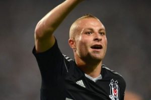 Beşiktaş'ta G&ouml;khan T&ouml;re şoku!