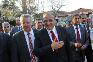 Oktay Vural'a Sincan Cezaevi'nden destek