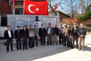 K&ouml;ylerine şehitlik yaptırdılar