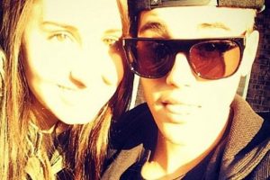 Justin Bieber ile tanışmak i&ccedil;in 24 saat bekledi