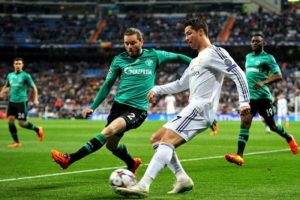 Ronaldo, Puskas'ın rekorunu egale etti