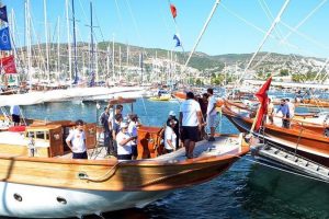 İlk yelkenli okul gemisi kupa yolunda