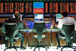Fed'den s&uuml;rpriz yok dolar y&uuml;kselişte