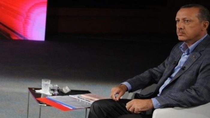 "CD'lerini izlediğim zaman vurulmuşa d&ouml;nd&uuml;m"
