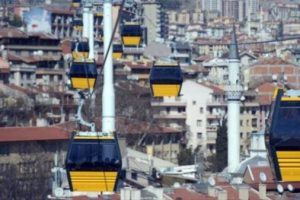 T&uuml;rkiye'nin ilk Metro bağlantılı teleferiği