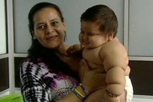 8 aylık bebek herkesi şaşkına &ccedil;eviriyor!
