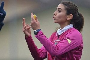 İtalya'nın en g&ouml;zde hakemi Elena!