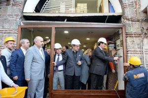 Ulucami Caddesi ve Vaiziye Medresesi yenileniyor