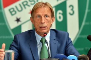 "Futbolcularımın %110 performans g&ouml;stermesini bekliyorum"
