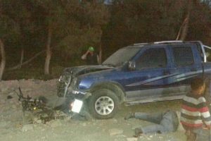 Kasksız motosiklet s&uuml;r&uuml;c&uuml;s&uuml; kurtarılamadı
