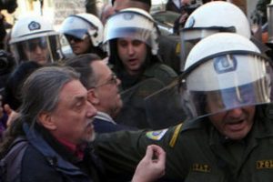 Yunanistan'da 48 saatlik grev!