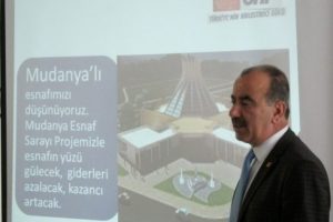 T&uuml;rkyılmaz'dan esnafa proje sunumu