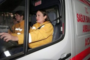Kritik birimlerde n&ouml;bet tutan sağlık&ccedil;ılara fazla &ouml;deme