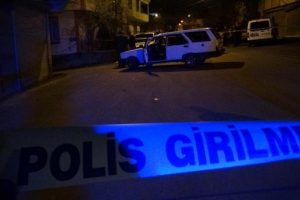 Gaziantep'te t&uuml;fekli kavga