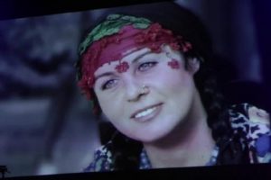 Fatma Girik'e  &ouml;m&uuml;r boyu onur &ouml;d&uuml;l&uuml;