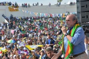 Adana'da 30 bin kişilik nevruz kutlaması