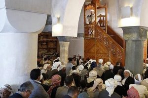 G&ouml;rmez Yemenlilere hutbe irat etti