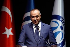 Başkan Eser basın &ouml;zg&uuml;rl&uuml;ğ&uuml;ne aykırı uygulamaları kınadı