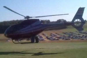 Helikopter d&uuml;şt&uuml;, izleyici &ouml;ld&uuml;