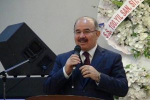 &Ccedil;elik'ten muhalefete firavun benzetmesi